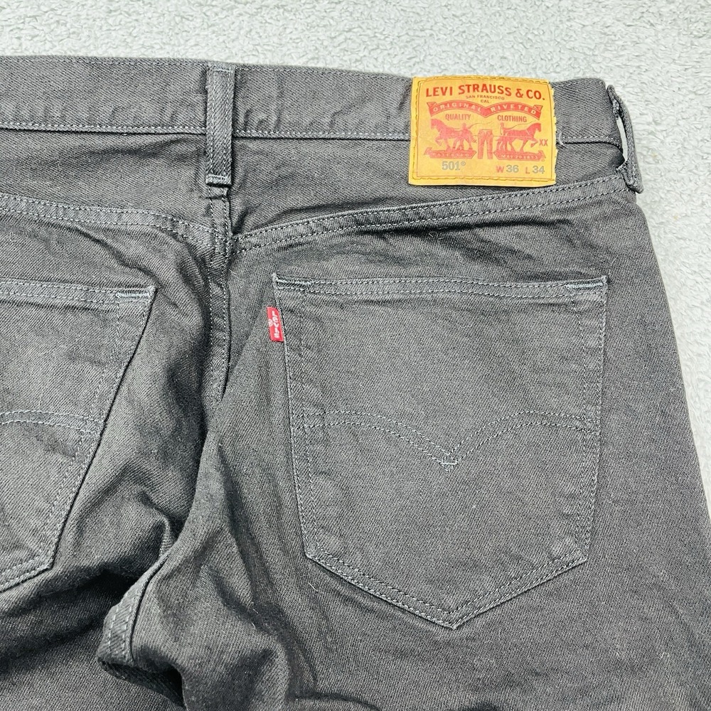 Levi's 501 Button Fly Jeans Mens 36x33 Black Straight Leg Classic Normcore‎ - Picture 10 of 12